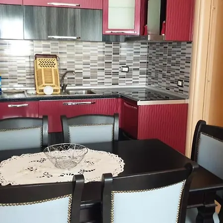 2 Bedrooms At 70 M Away From The With Sea View Balcony And Wifi * Shëngjin